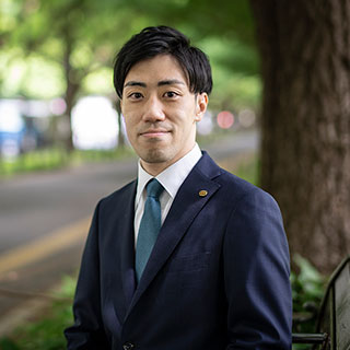 執筆者 中岡 倫邦